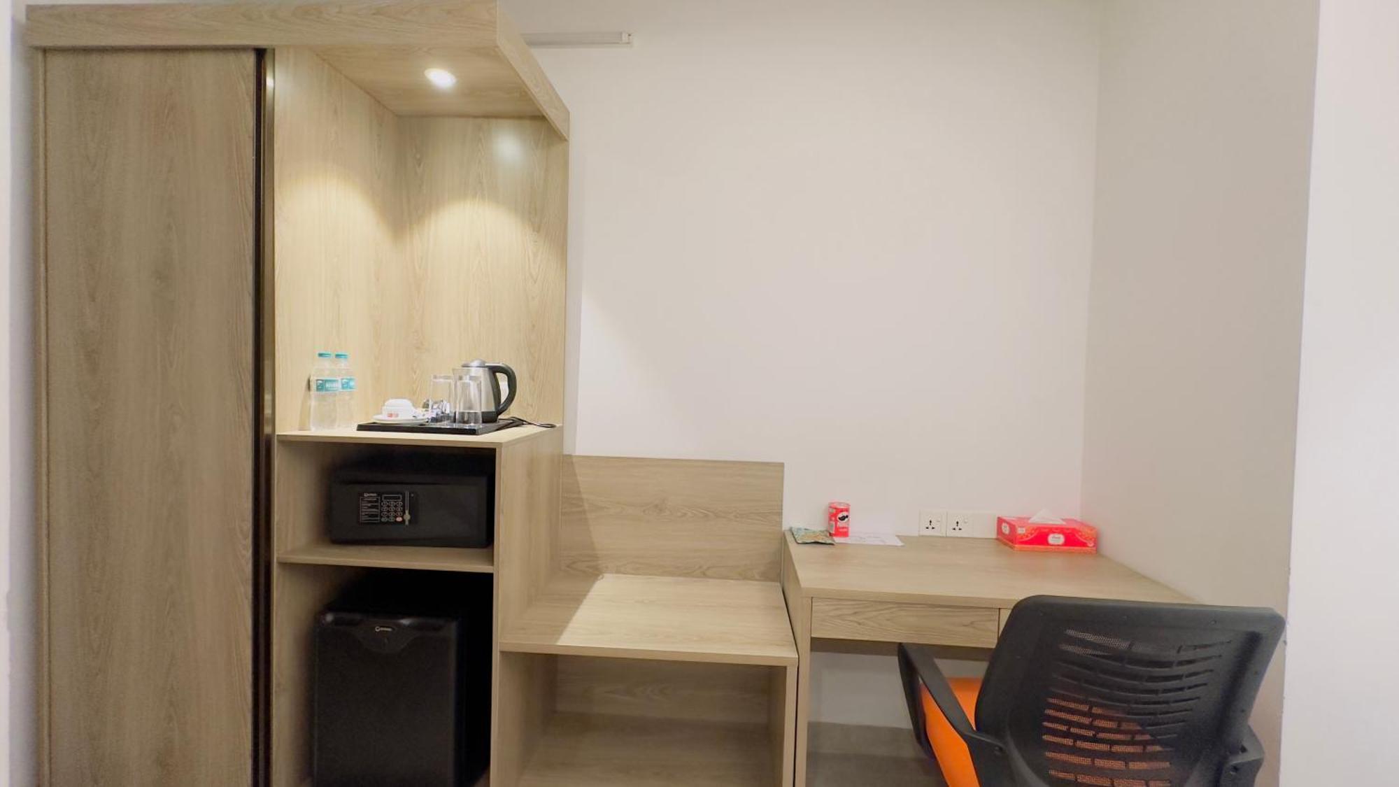 Priyo Nibash Stylish Residential Hotel Dhaka Exterior photo