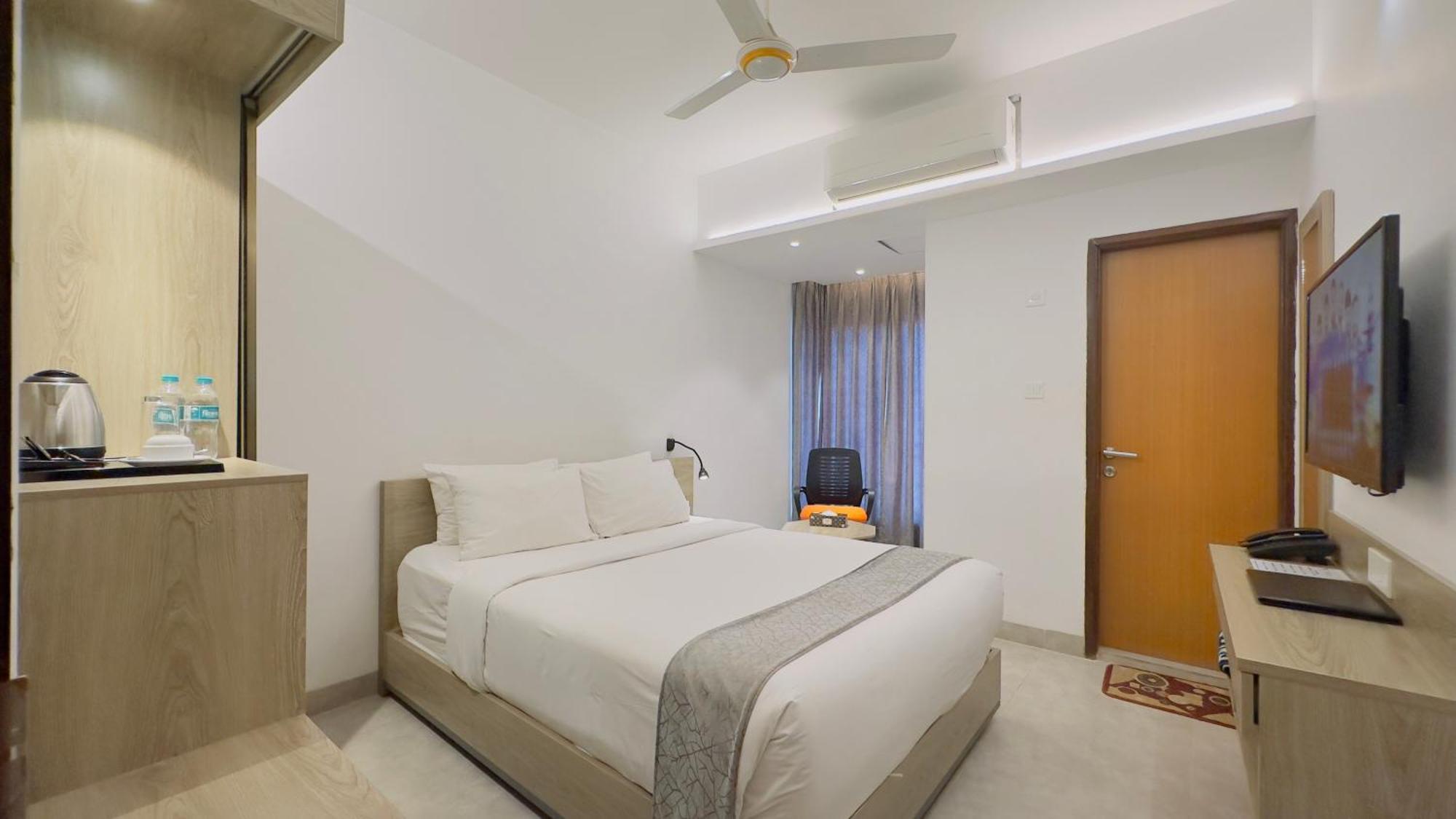 Priyo Nibash Stylish Residential Hotel Dhaka Exterior photo